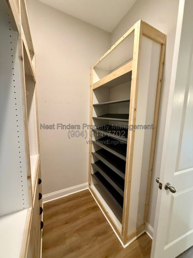 Gallery Image 31