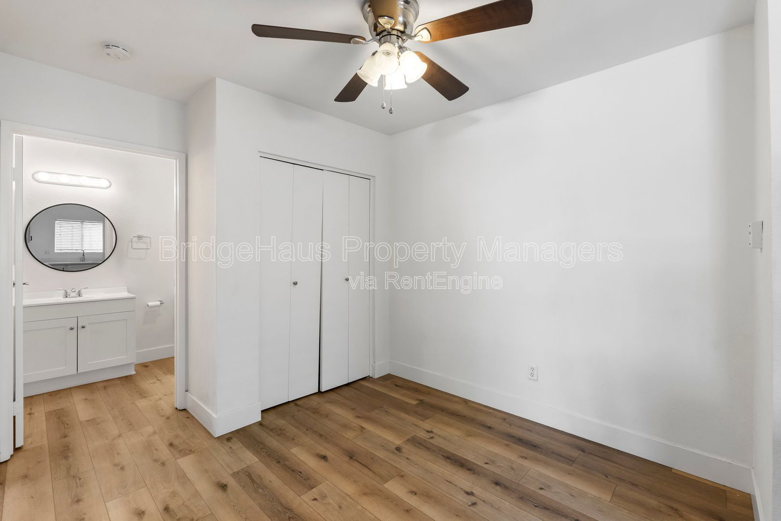 Gallery Image 19