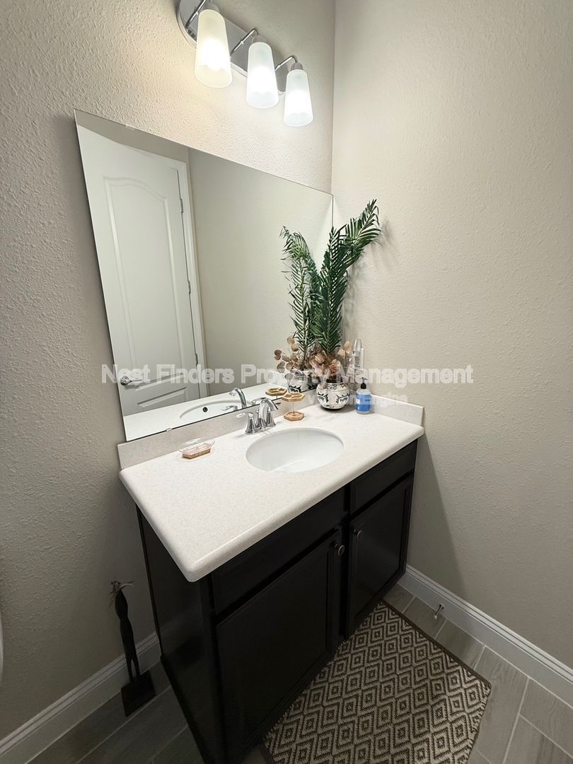 Gallery Image 16
