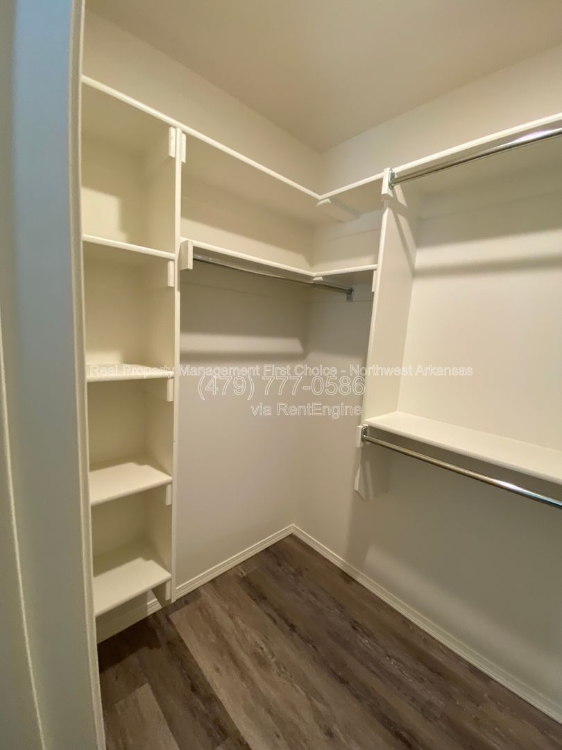 Gallery Image 43