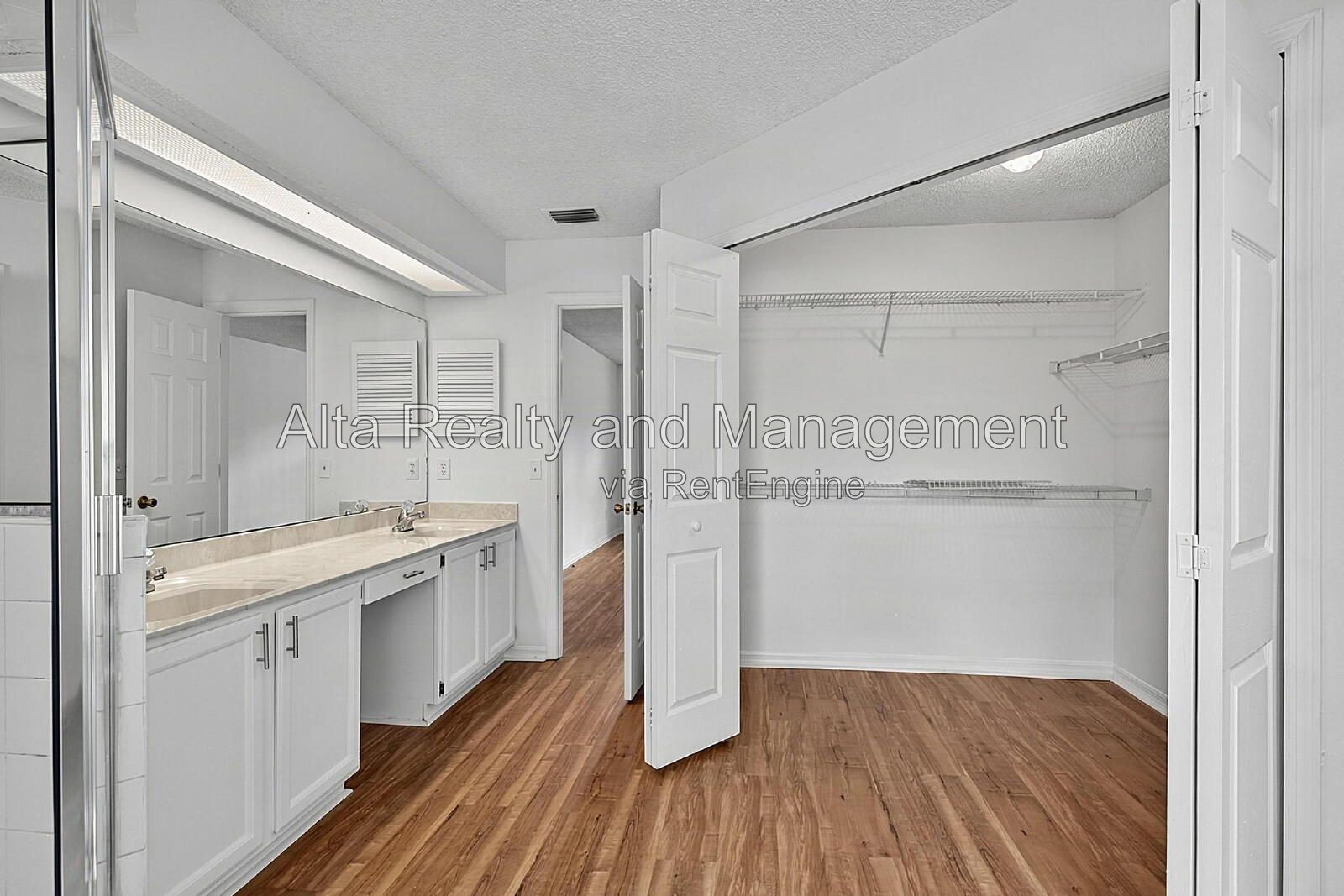 Gallery Image 21