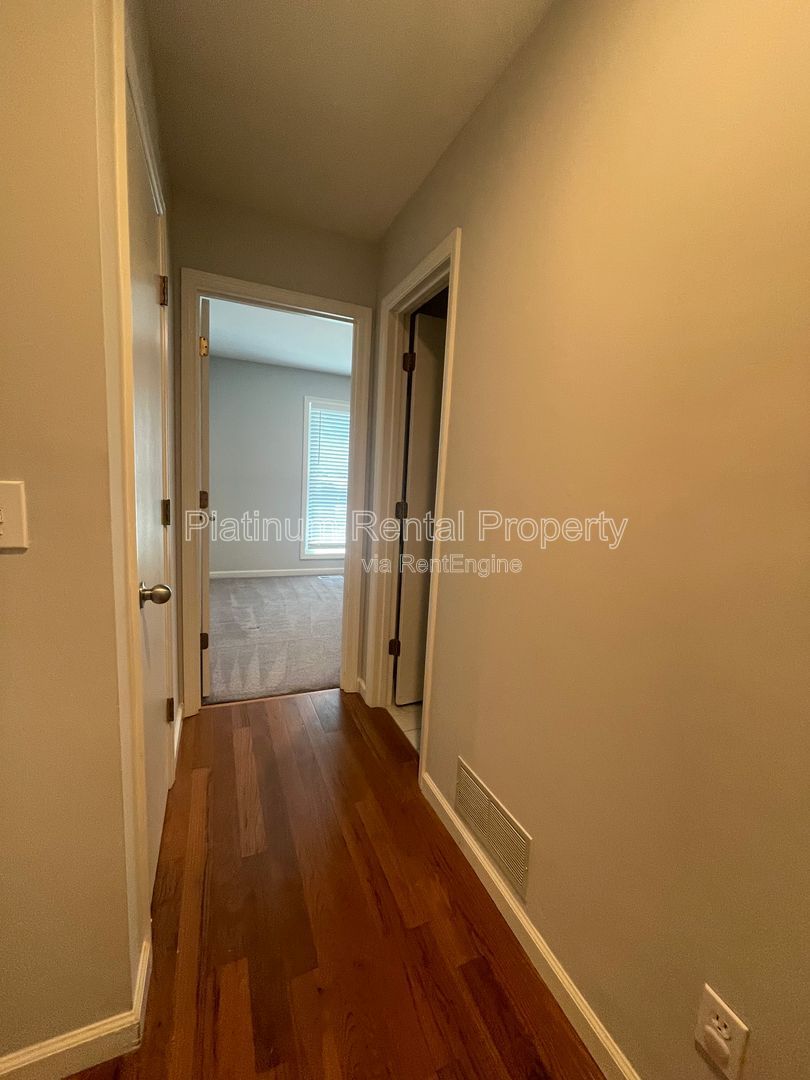 Gallery Image 16