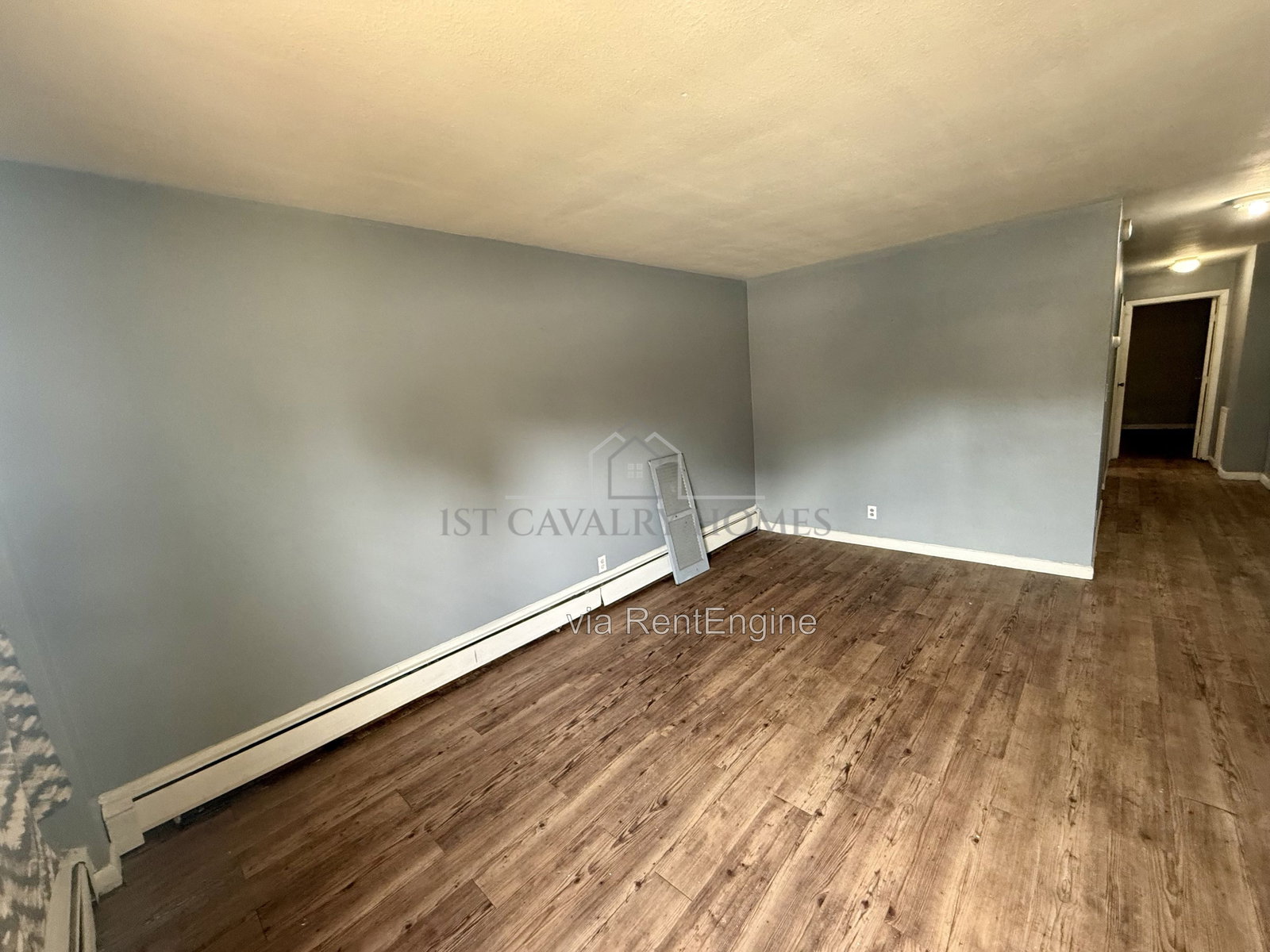 Gallery Image 0