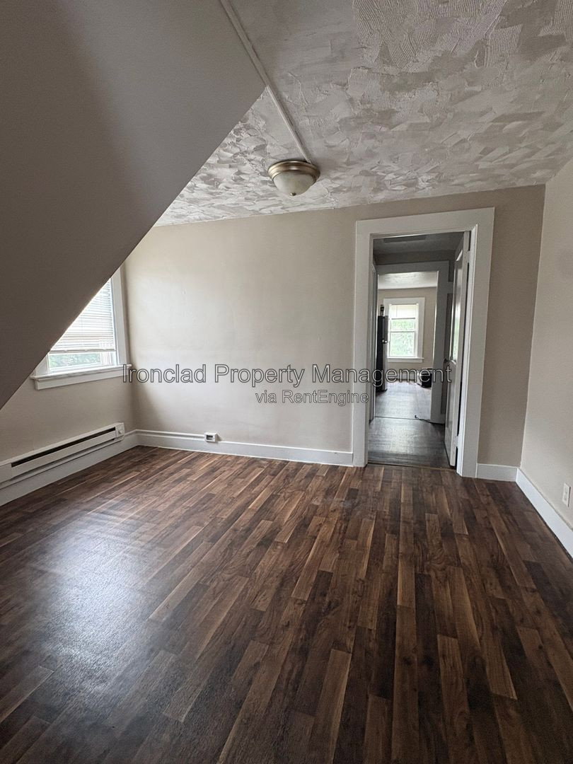 Gallery Image 9