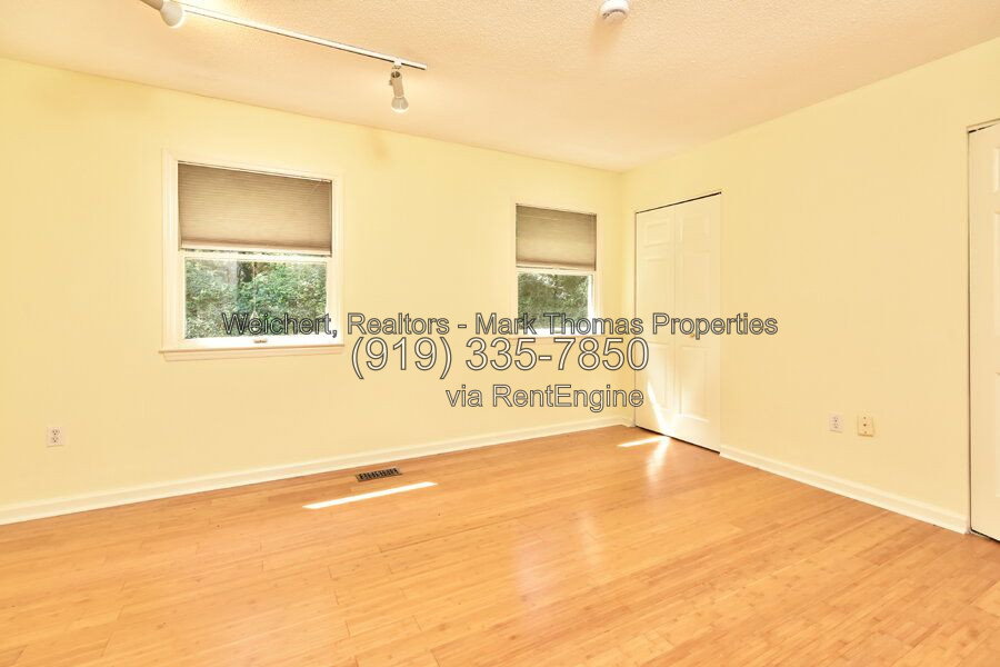 Gallery Image 23