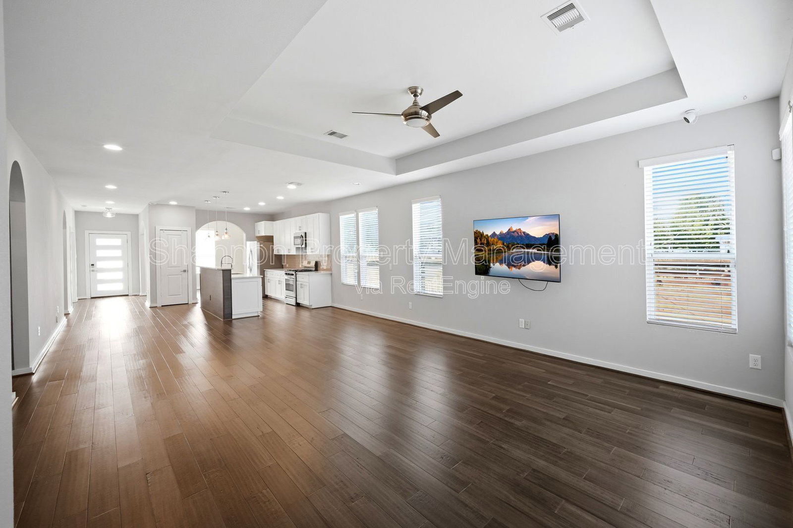 Gallery Image 14