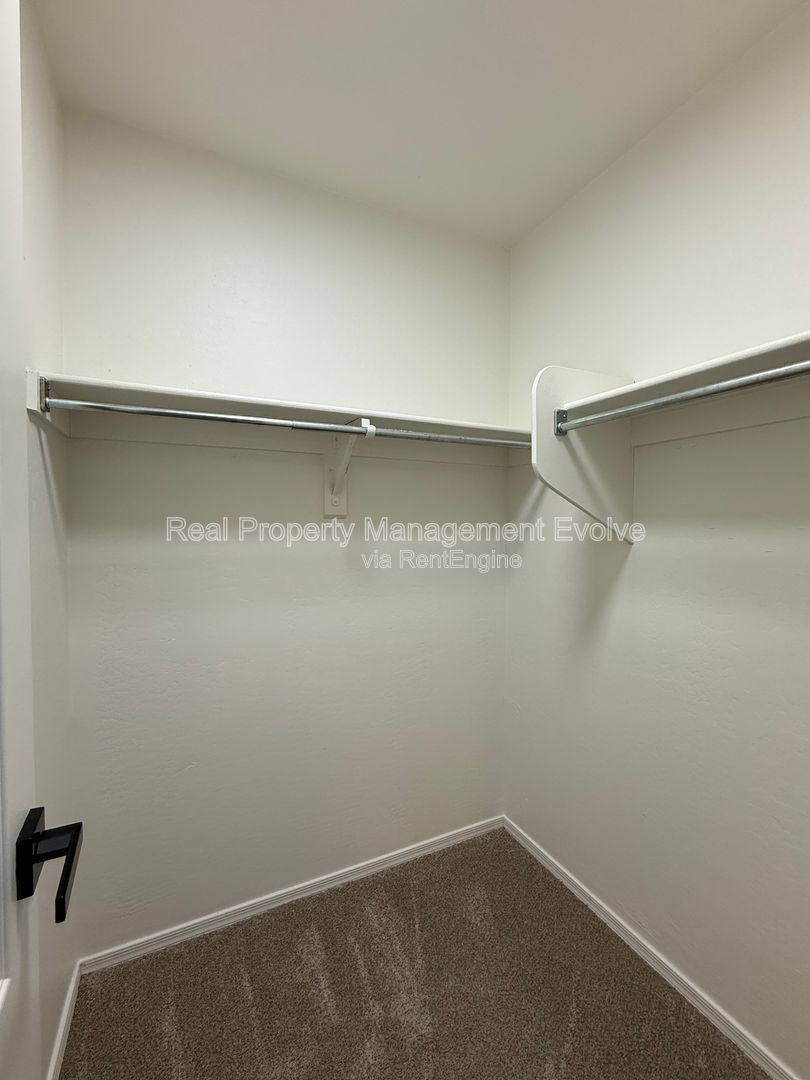Gallery Image 39