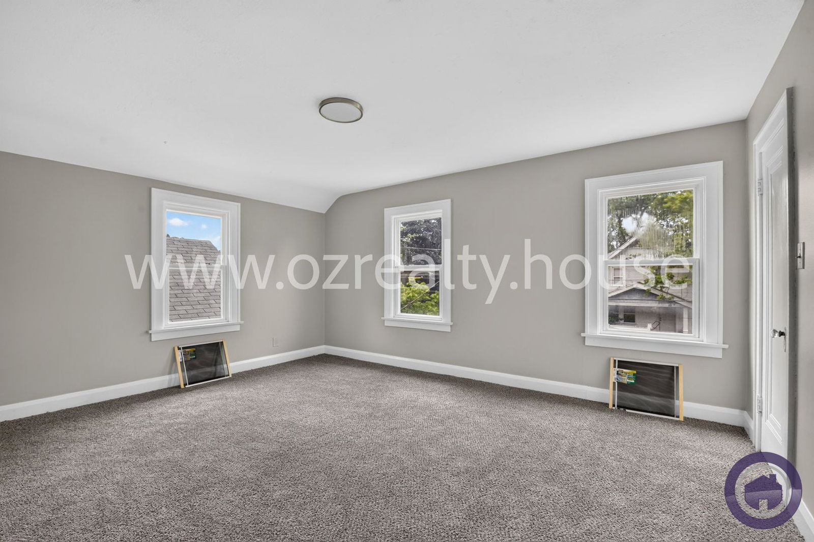 Gallery Image 17