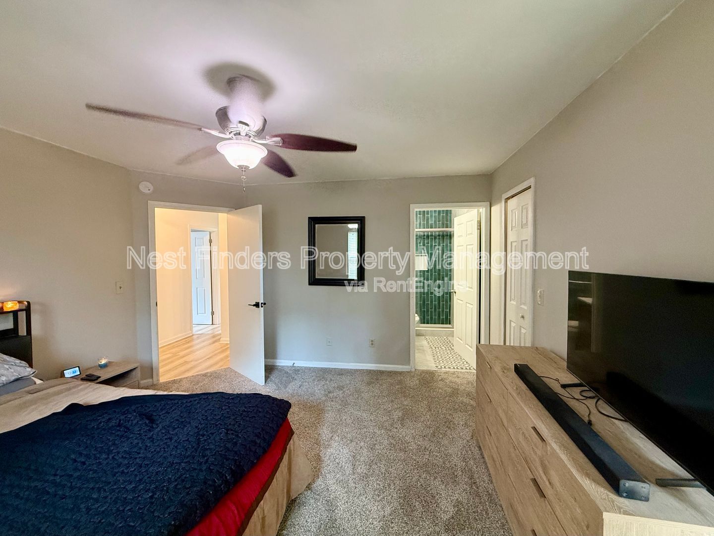 Gallery Image 13
