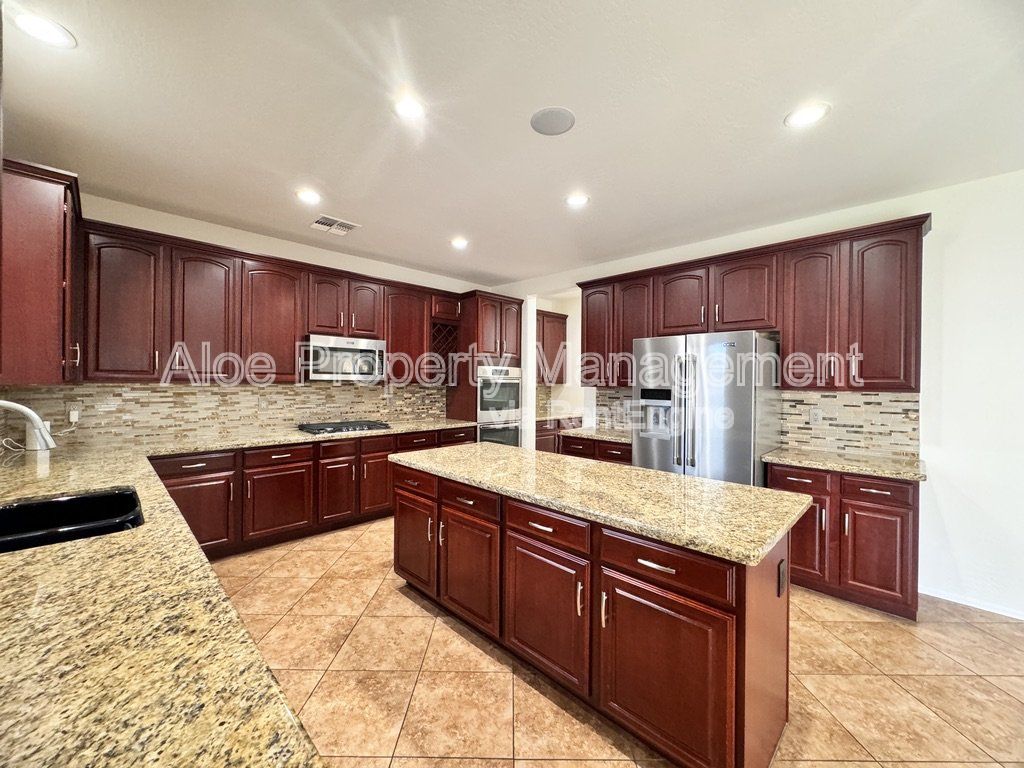 Gallery Image 48