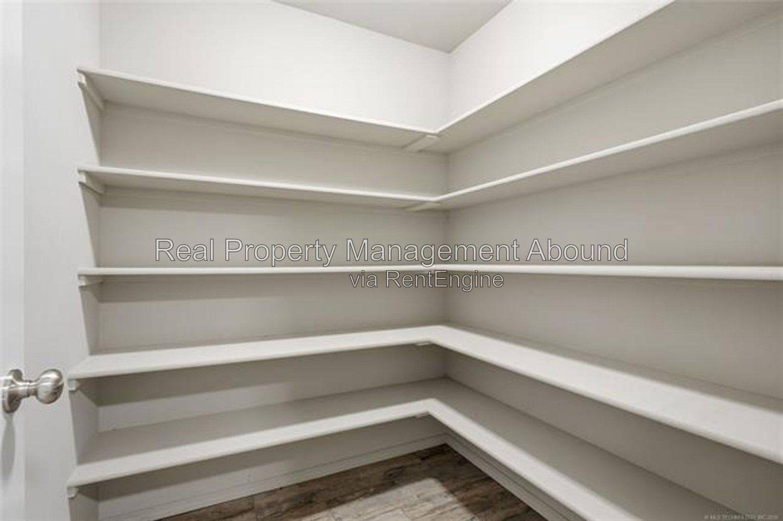 Gallery Image 16