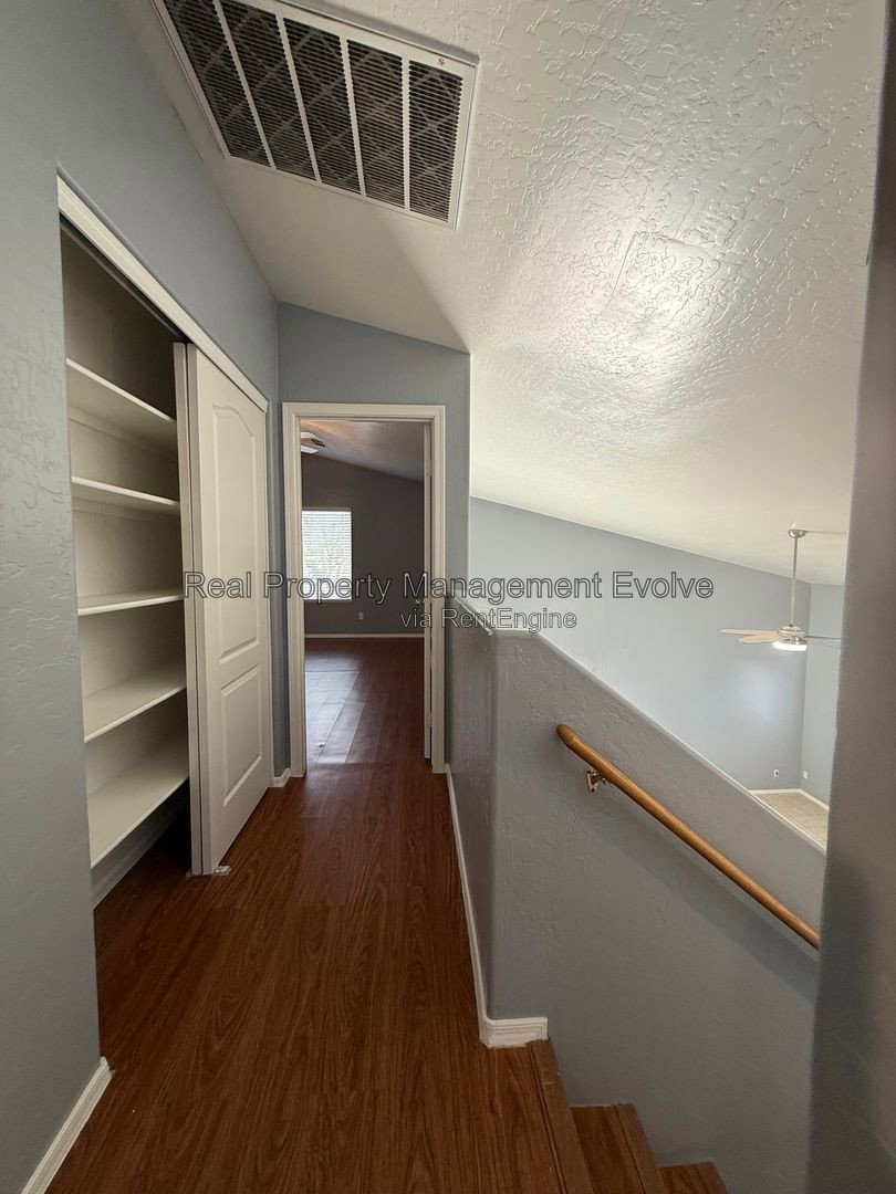 Gallery Image 18