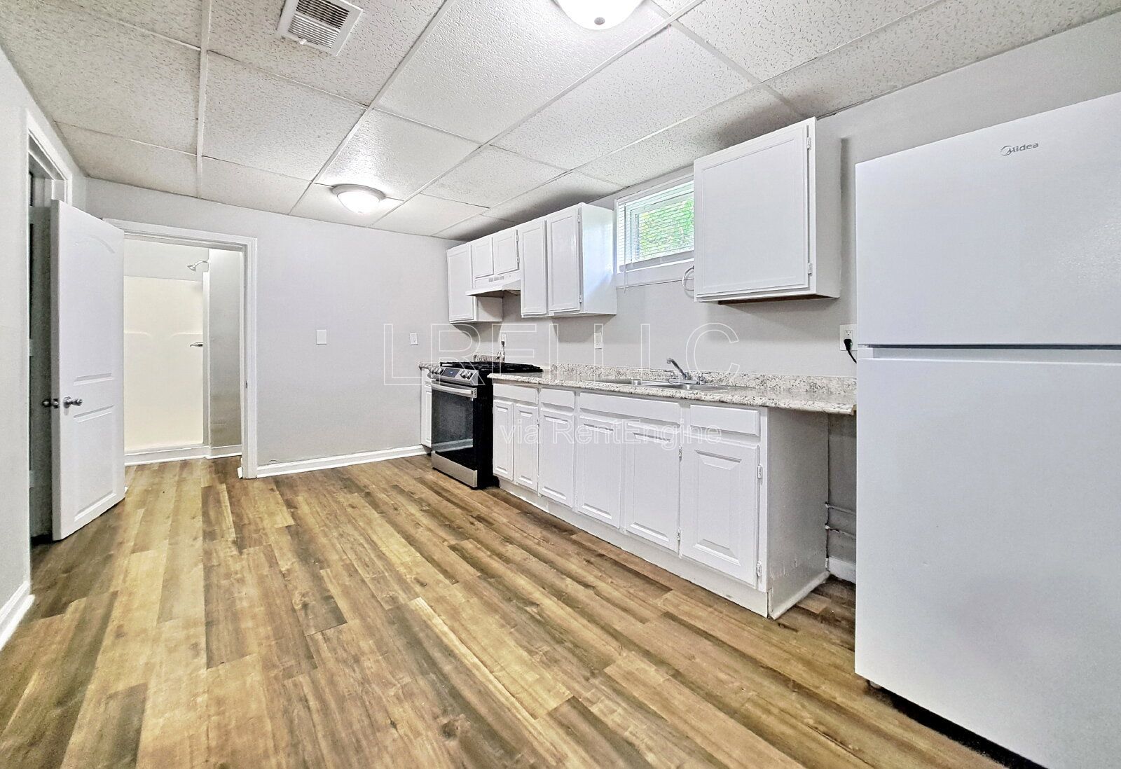Gallery Image 6
