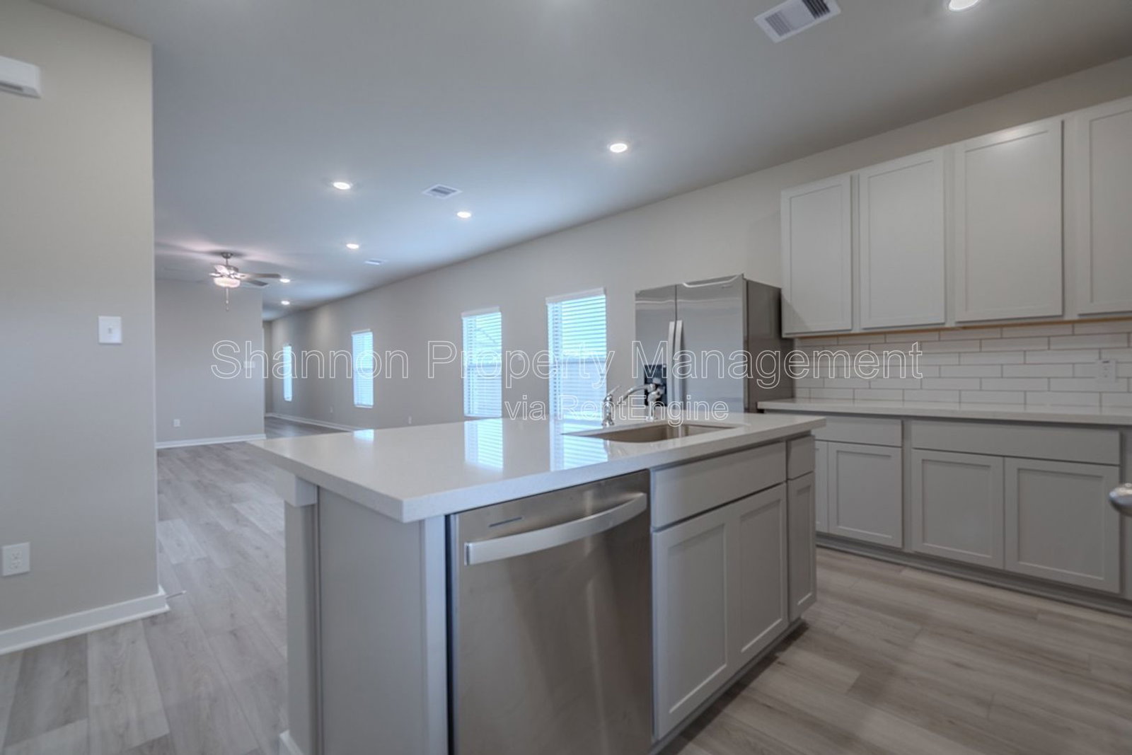 Gallery Image 16