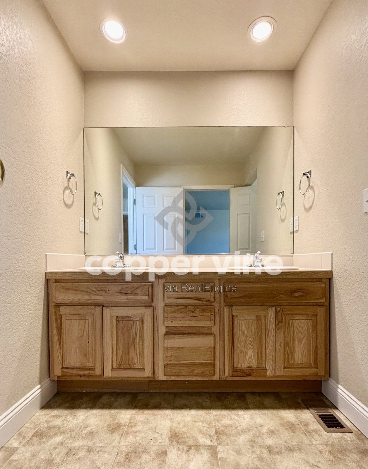 Gallery Image 25