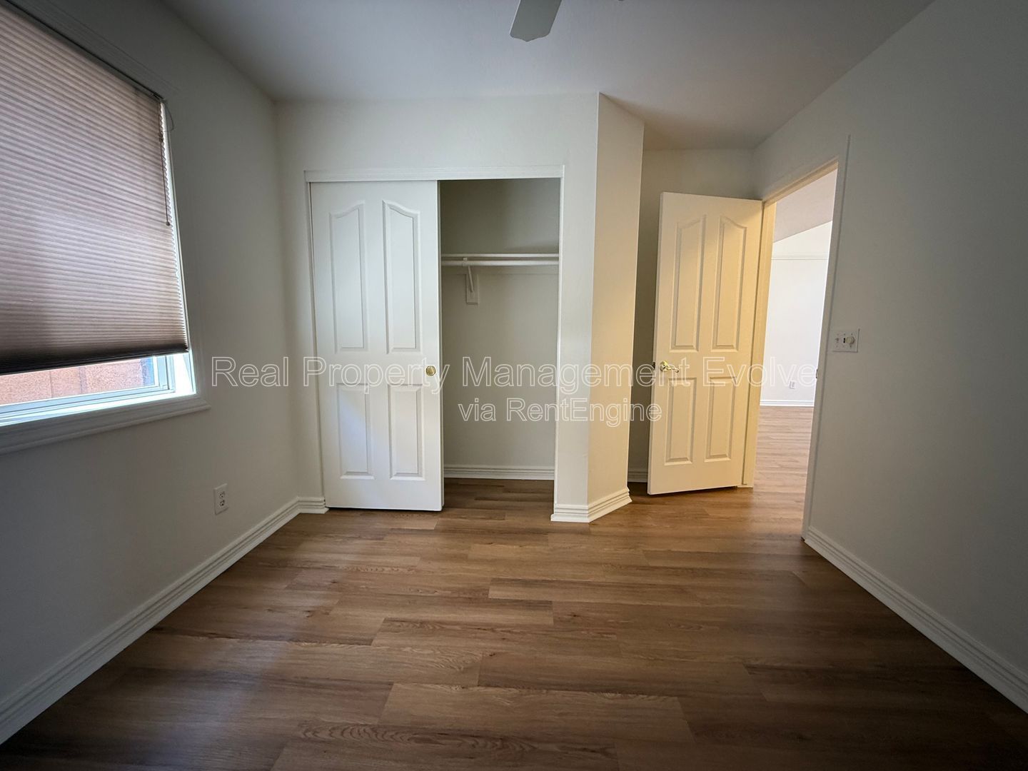 Gallery Image 16