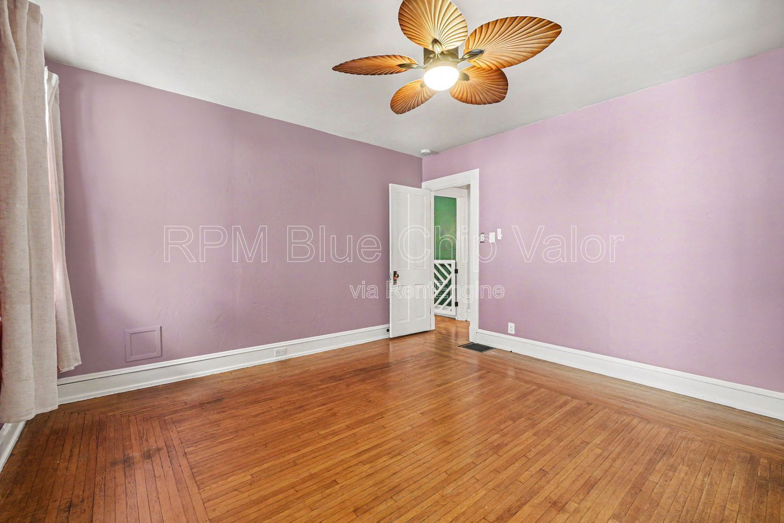 Gallery Image 17
