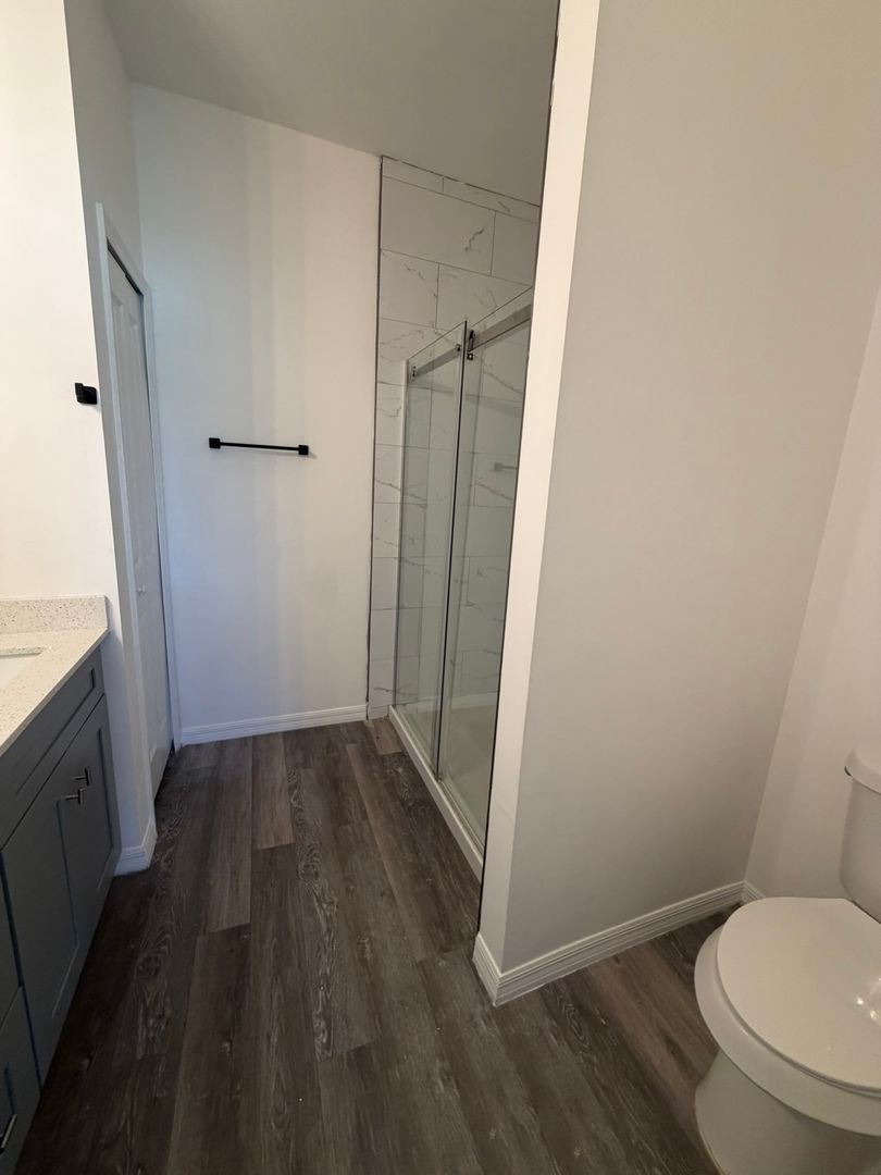 Gallery Image 17