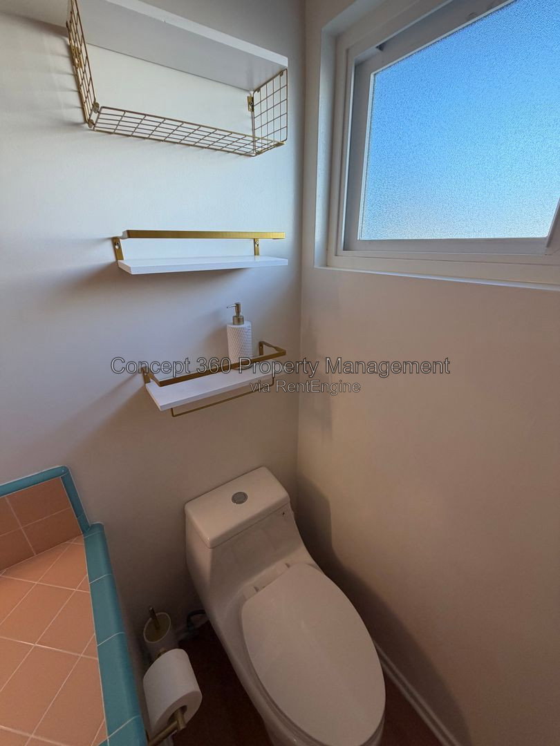Gallery Image 18
