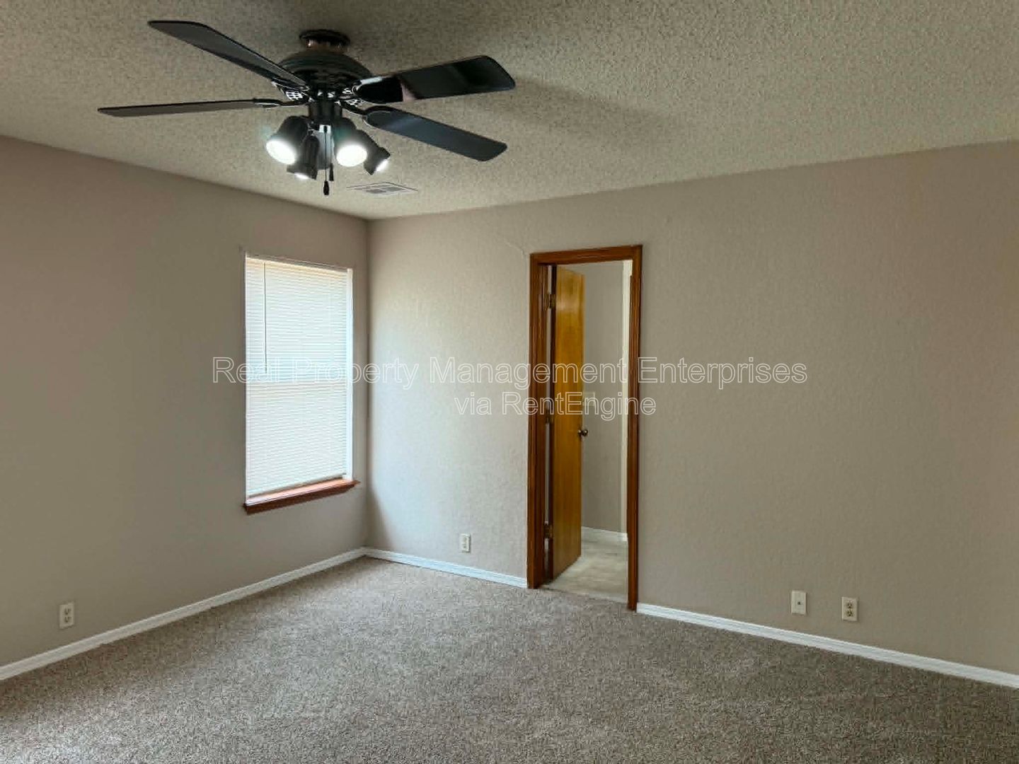 Gallery Image 30