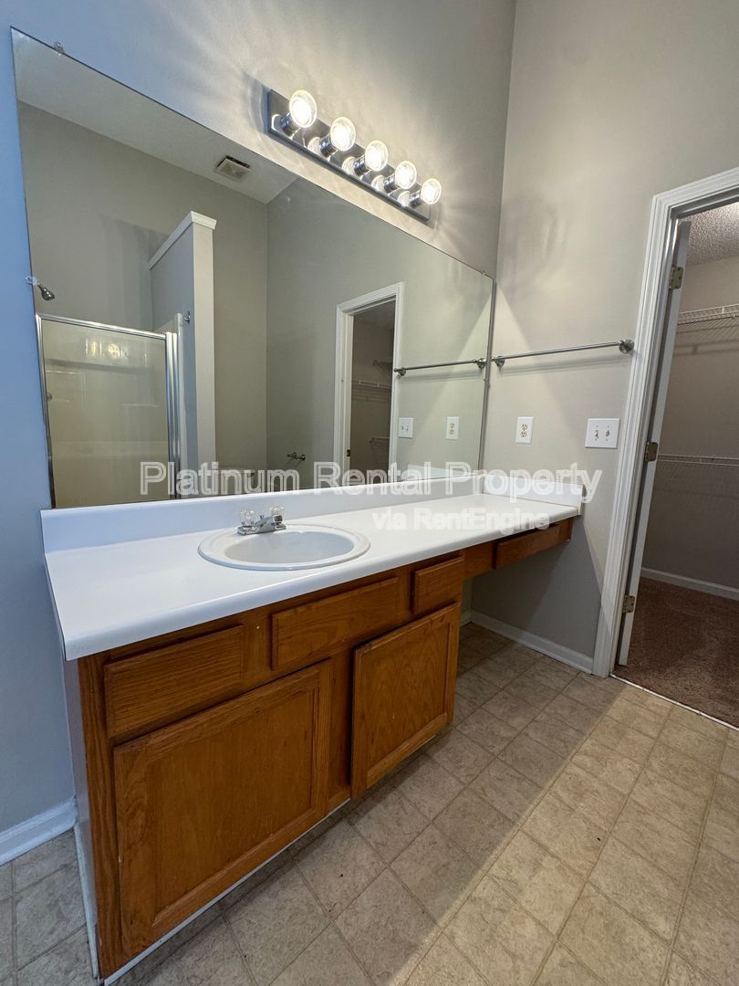 Gallery Image 19