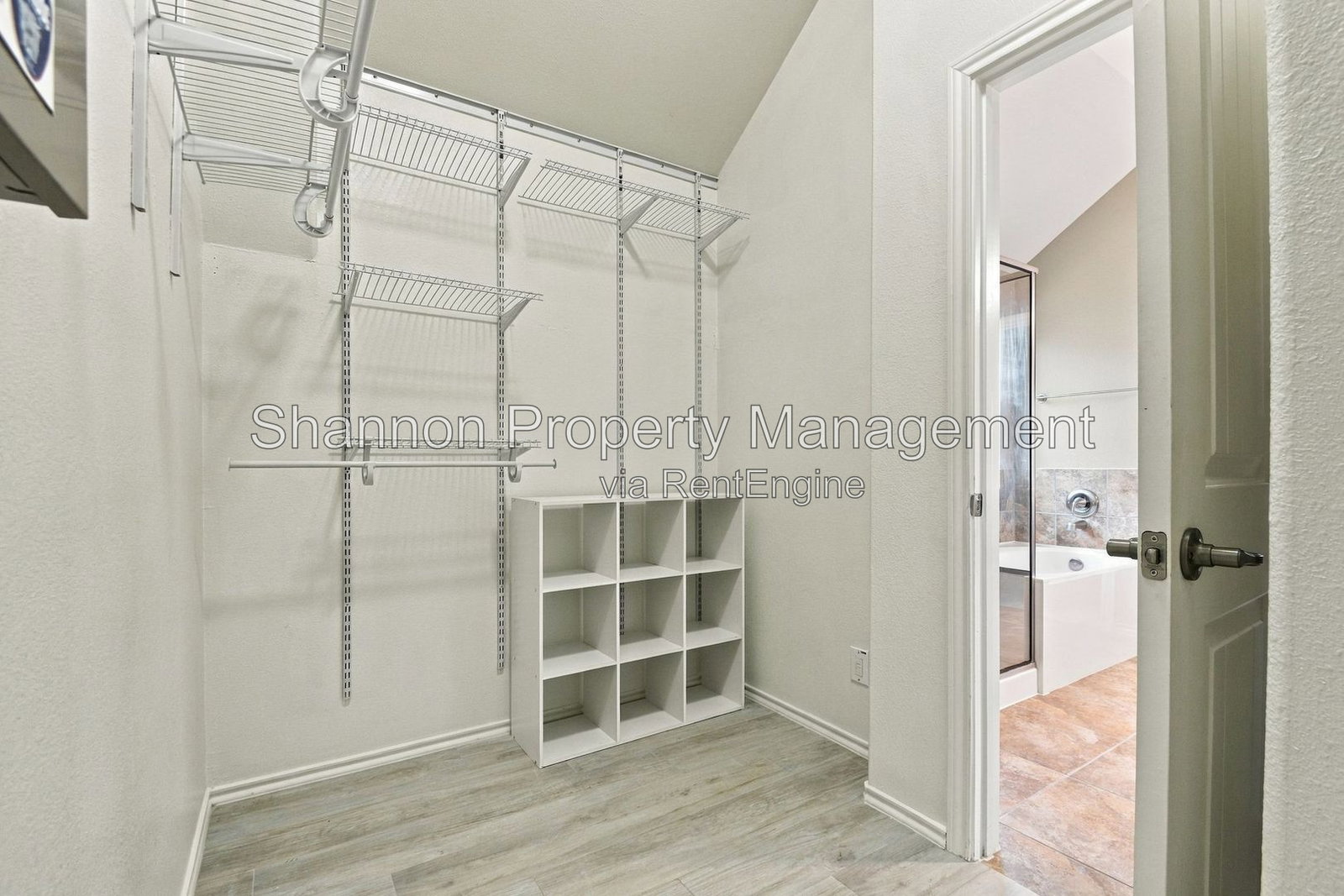 Gallery Image 23