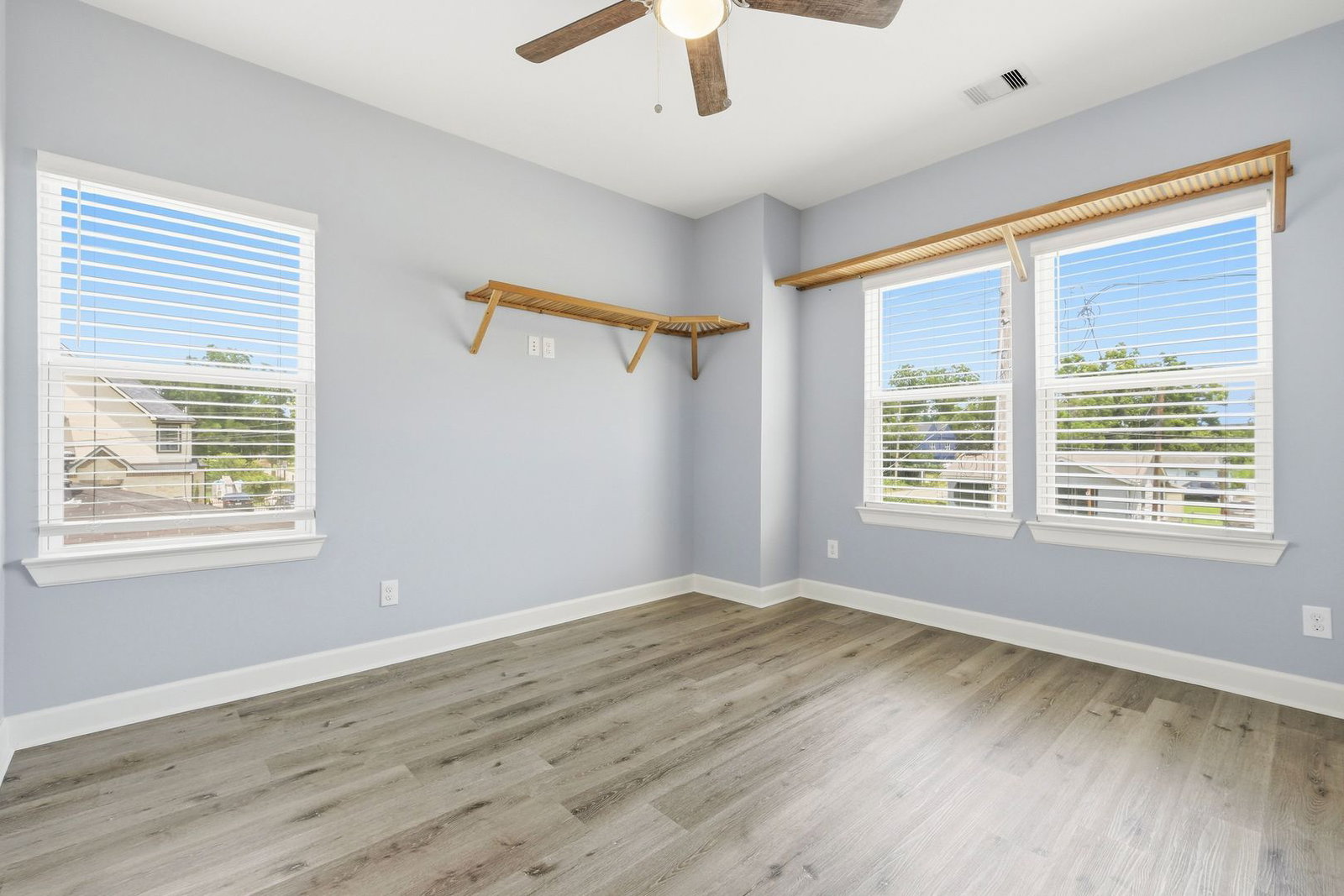 Gallery Image 15