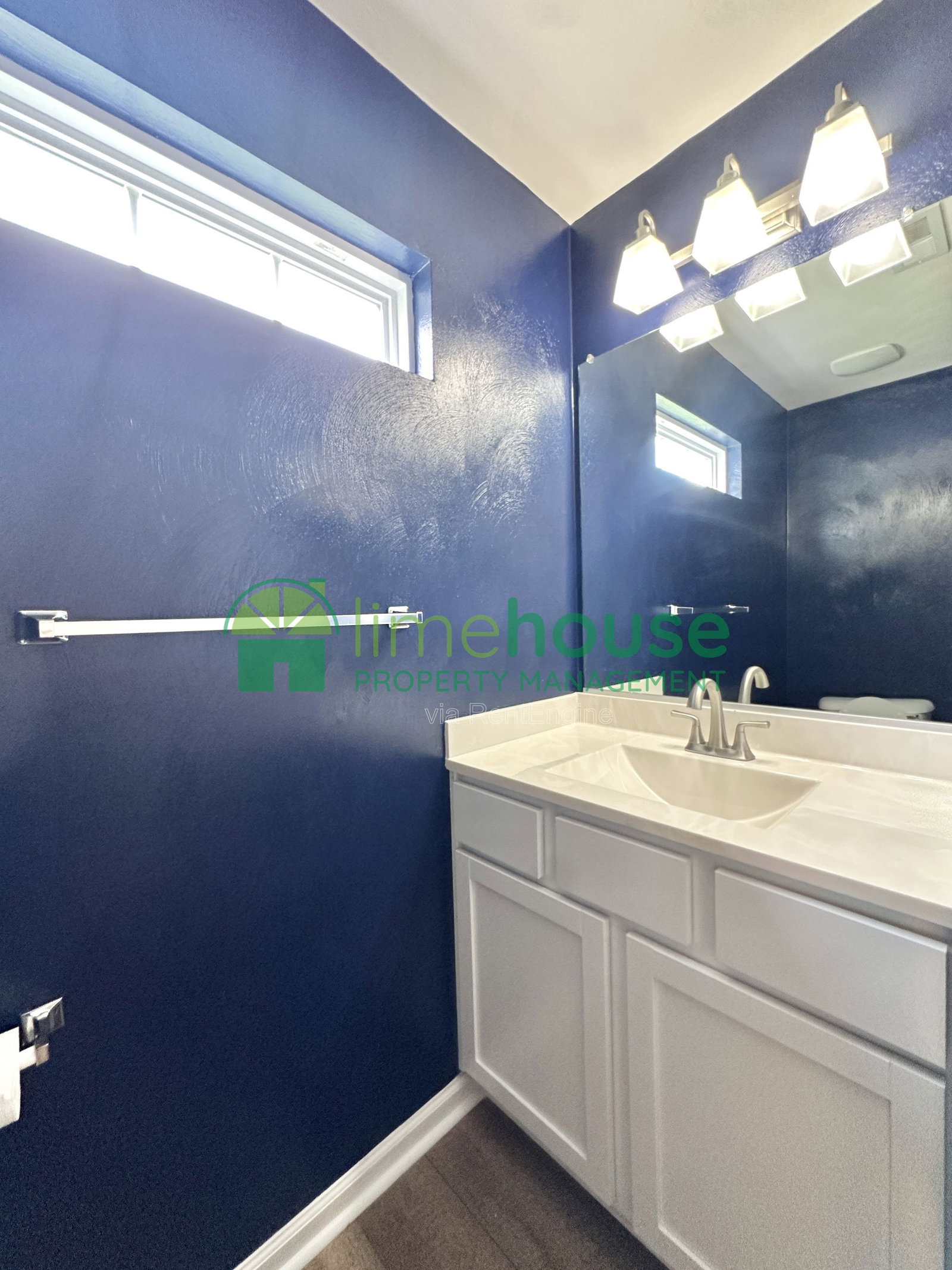 Gallery Image 14