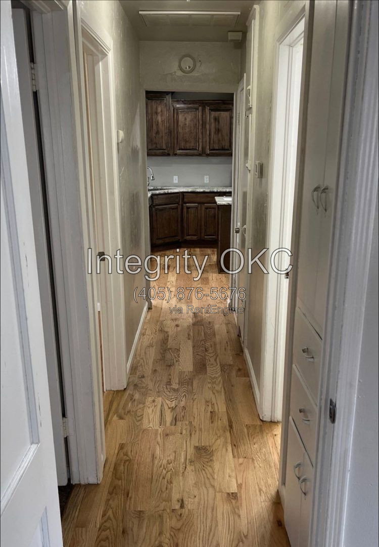 Gallery Image 15