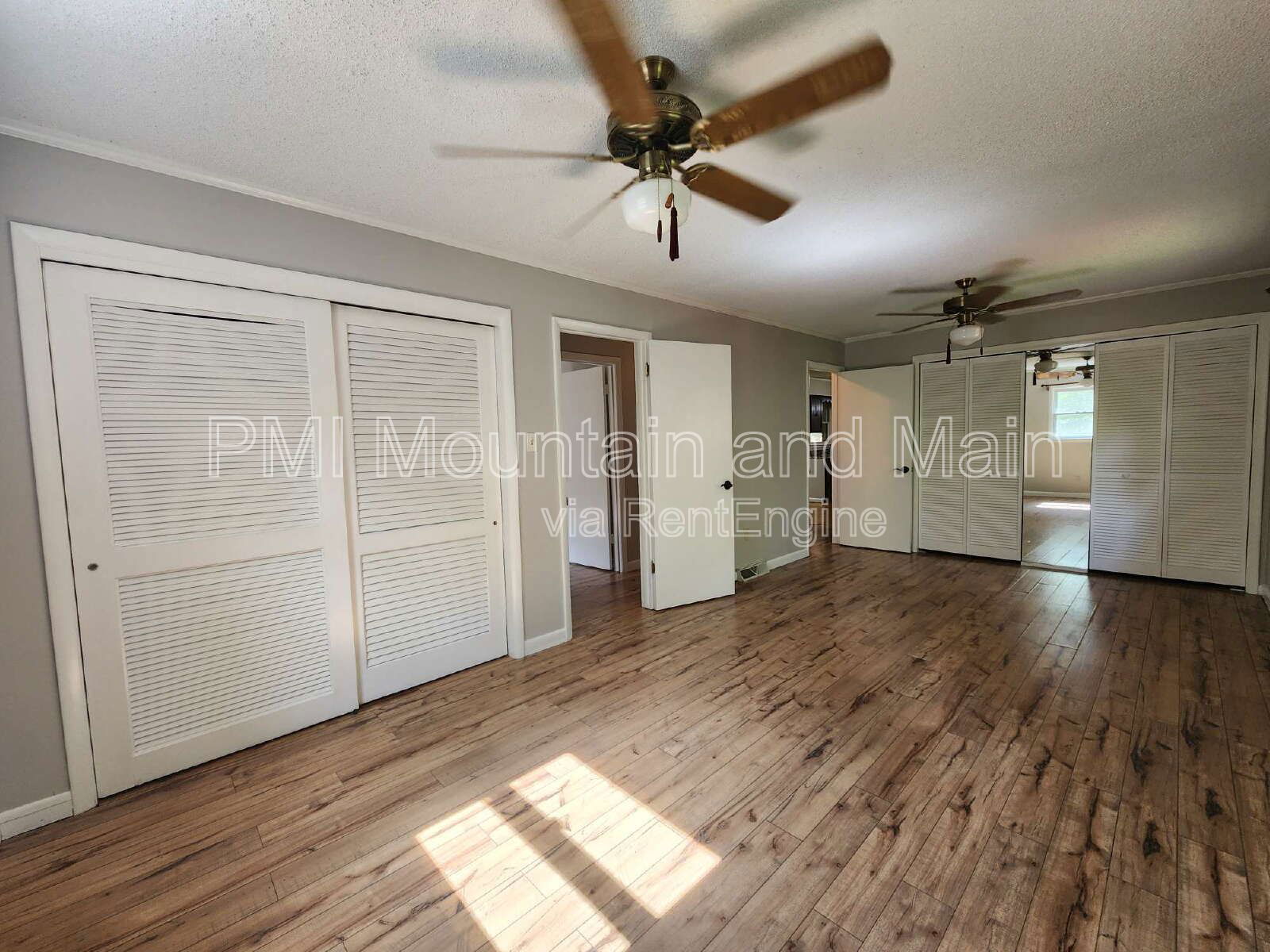 Gallery Image 18