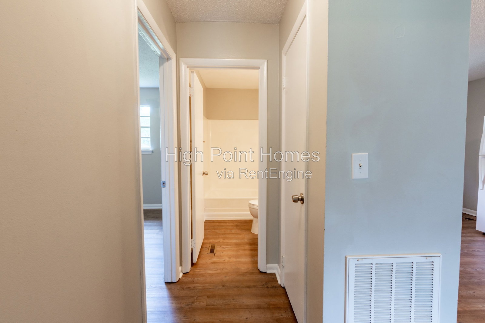 Gallery Image 16