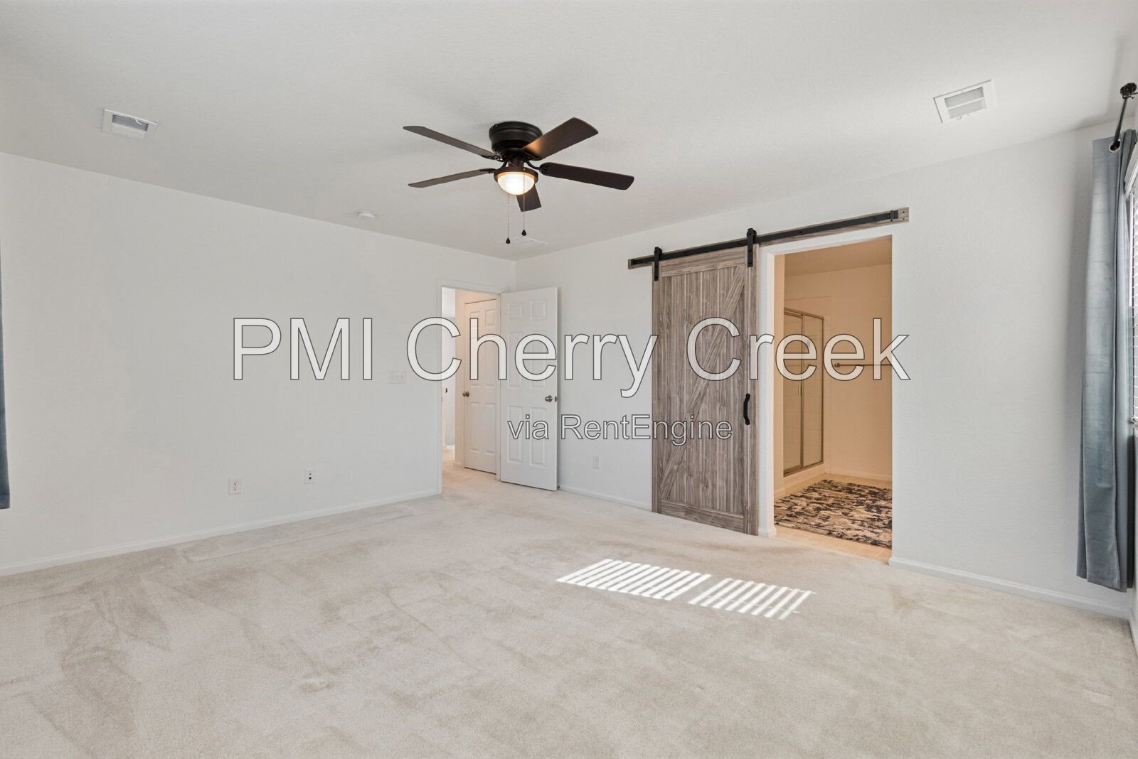 Gallery Image 20