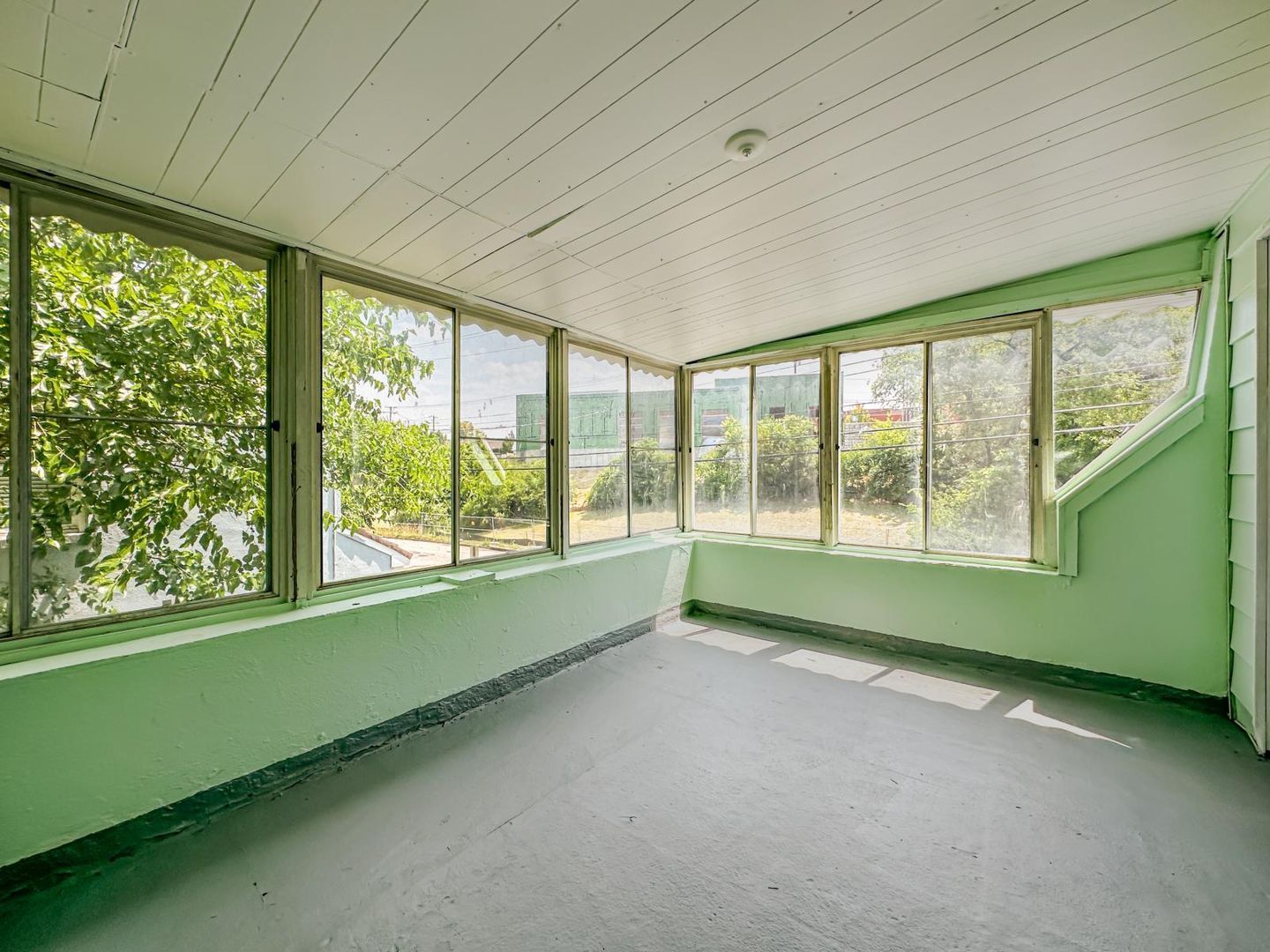 Gallery Image 10