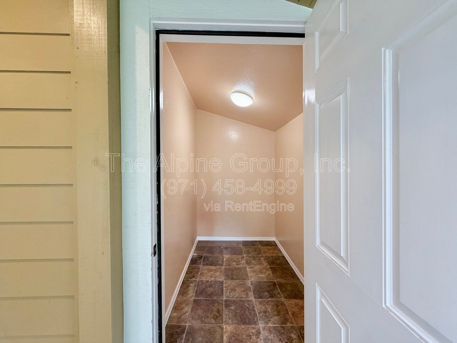 Gallery Image 19
