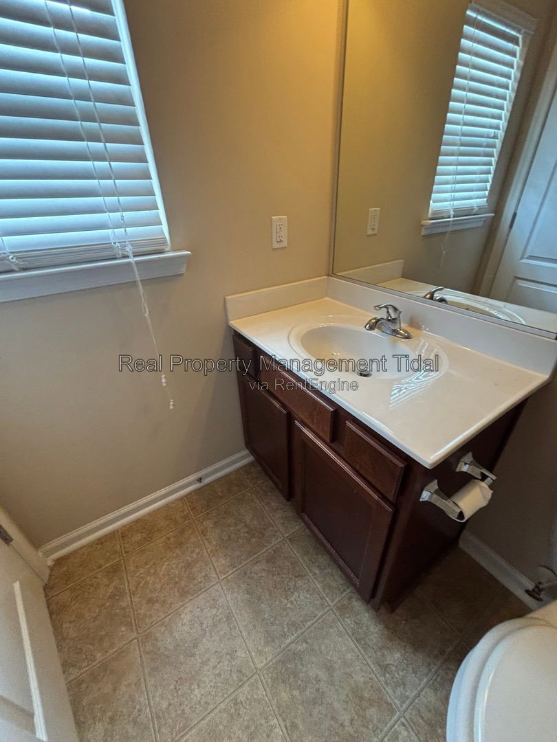 Gallery Image 16