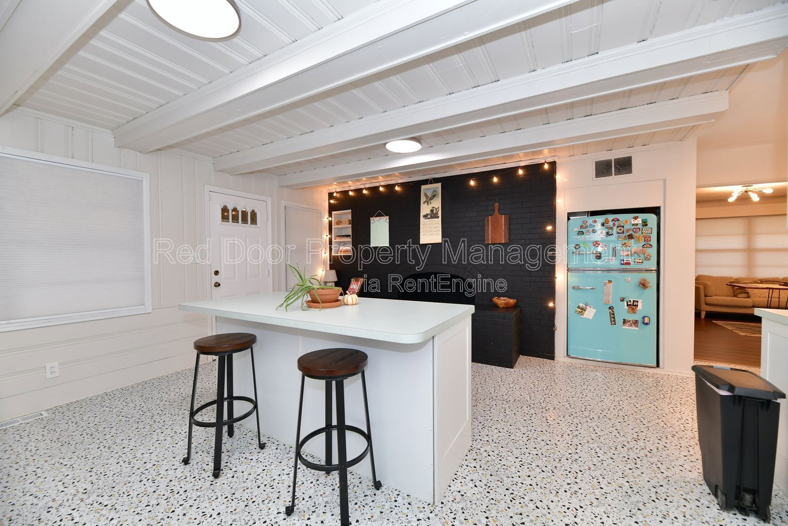 Gallery Image 0