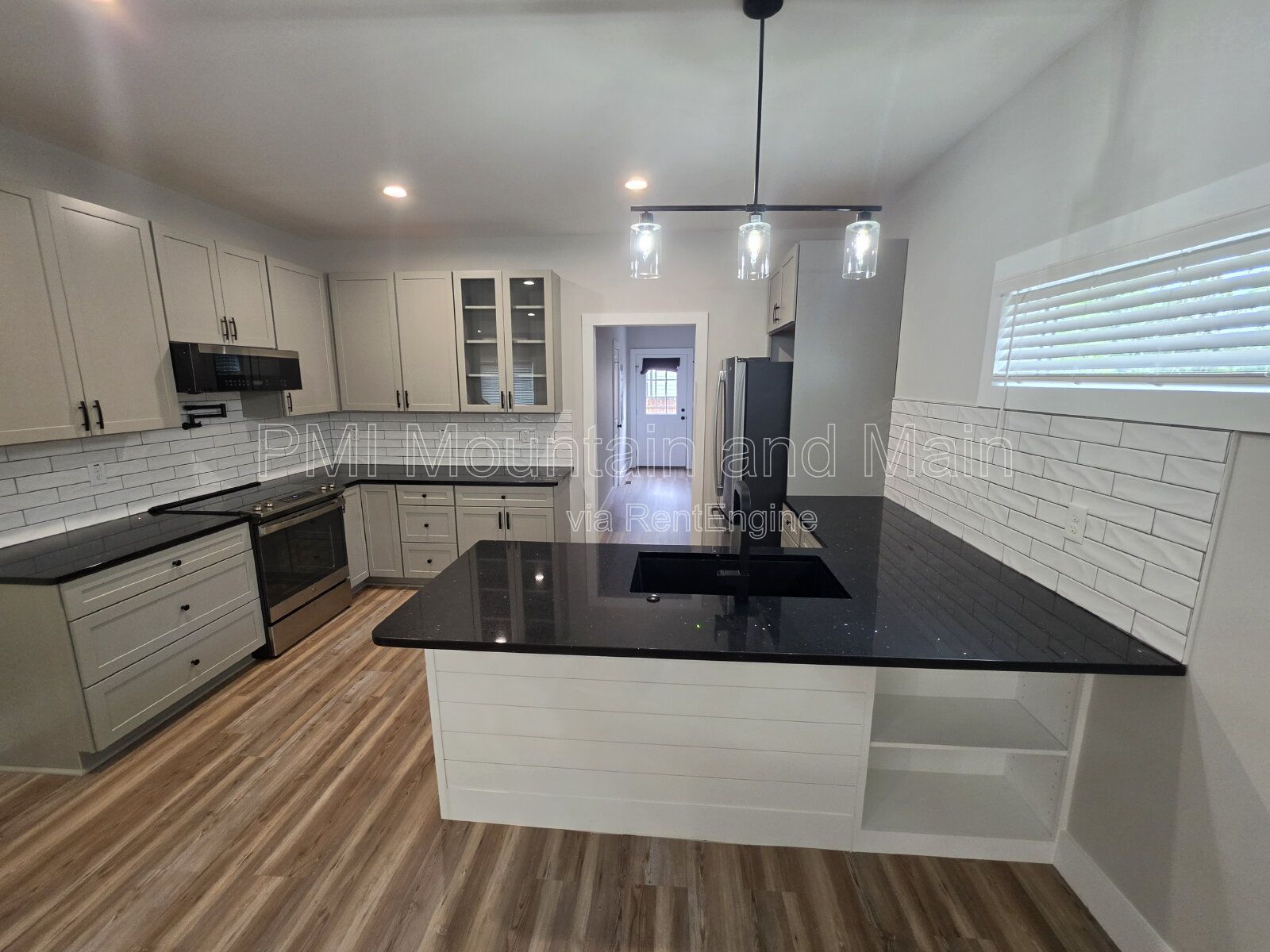 Gallery Image 9