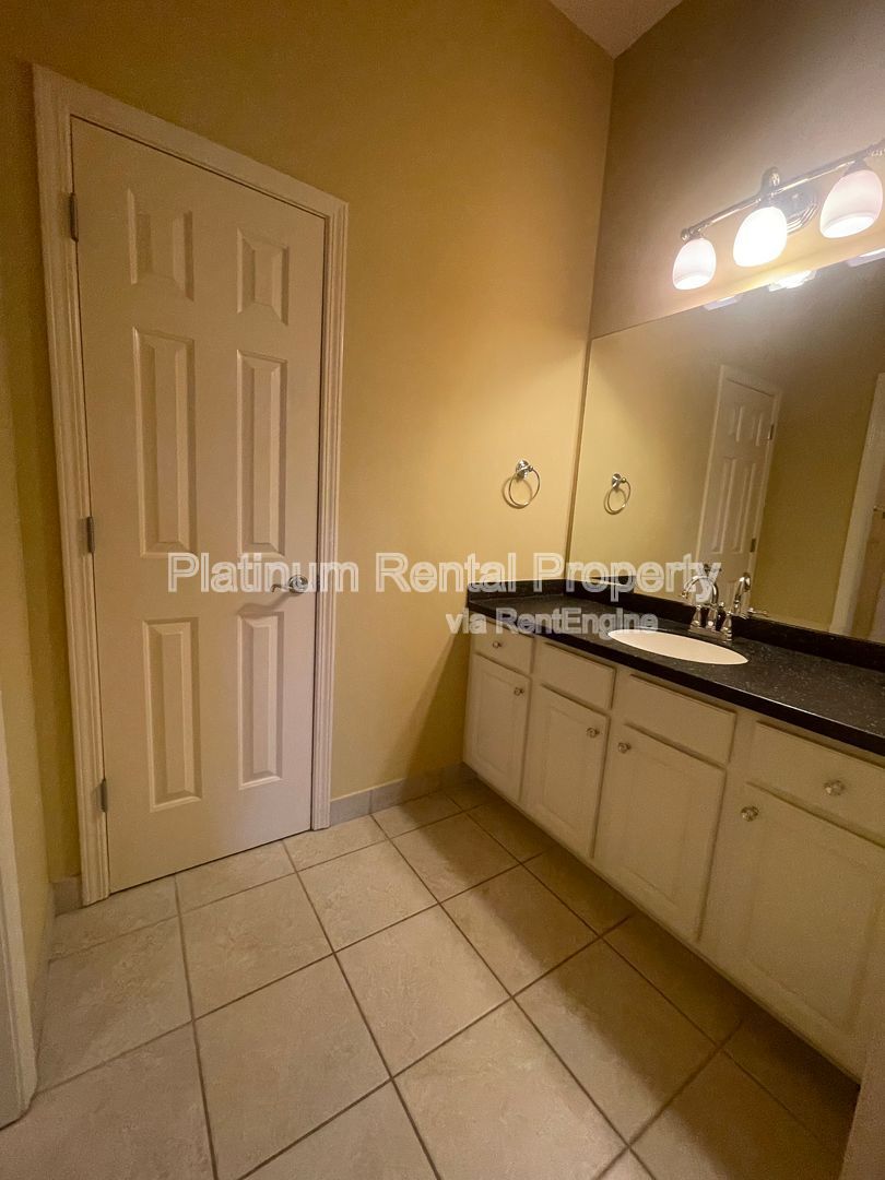 Gallery Image 73