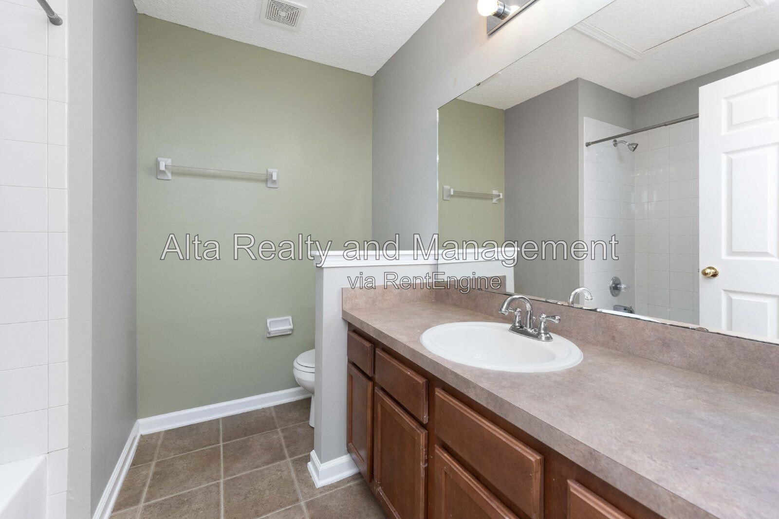 Gallery Image 16