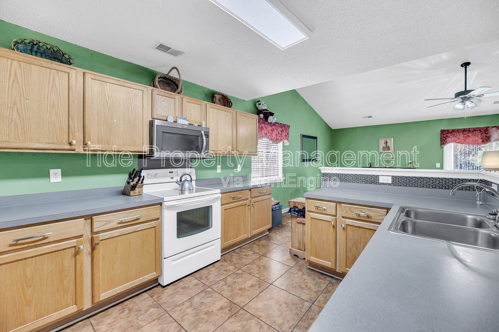 Gallery Image 14