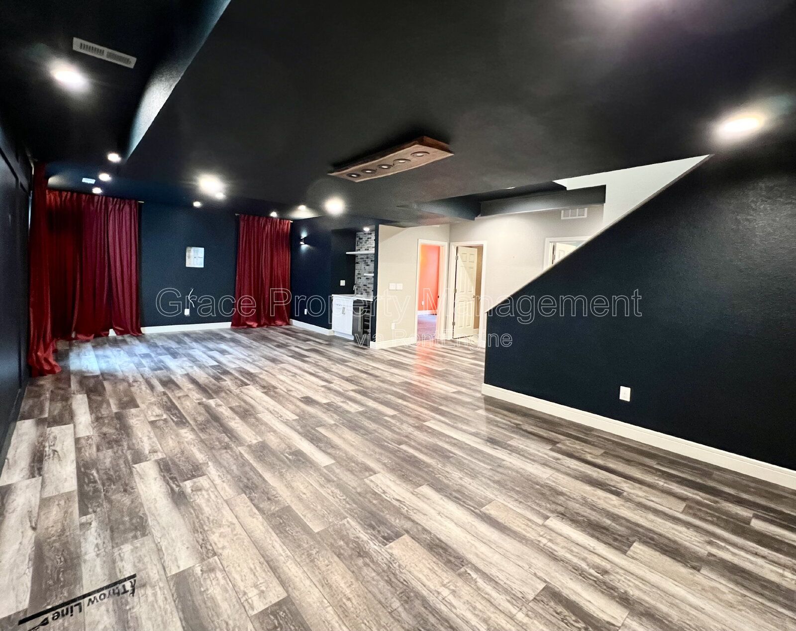 Gallery Image 18