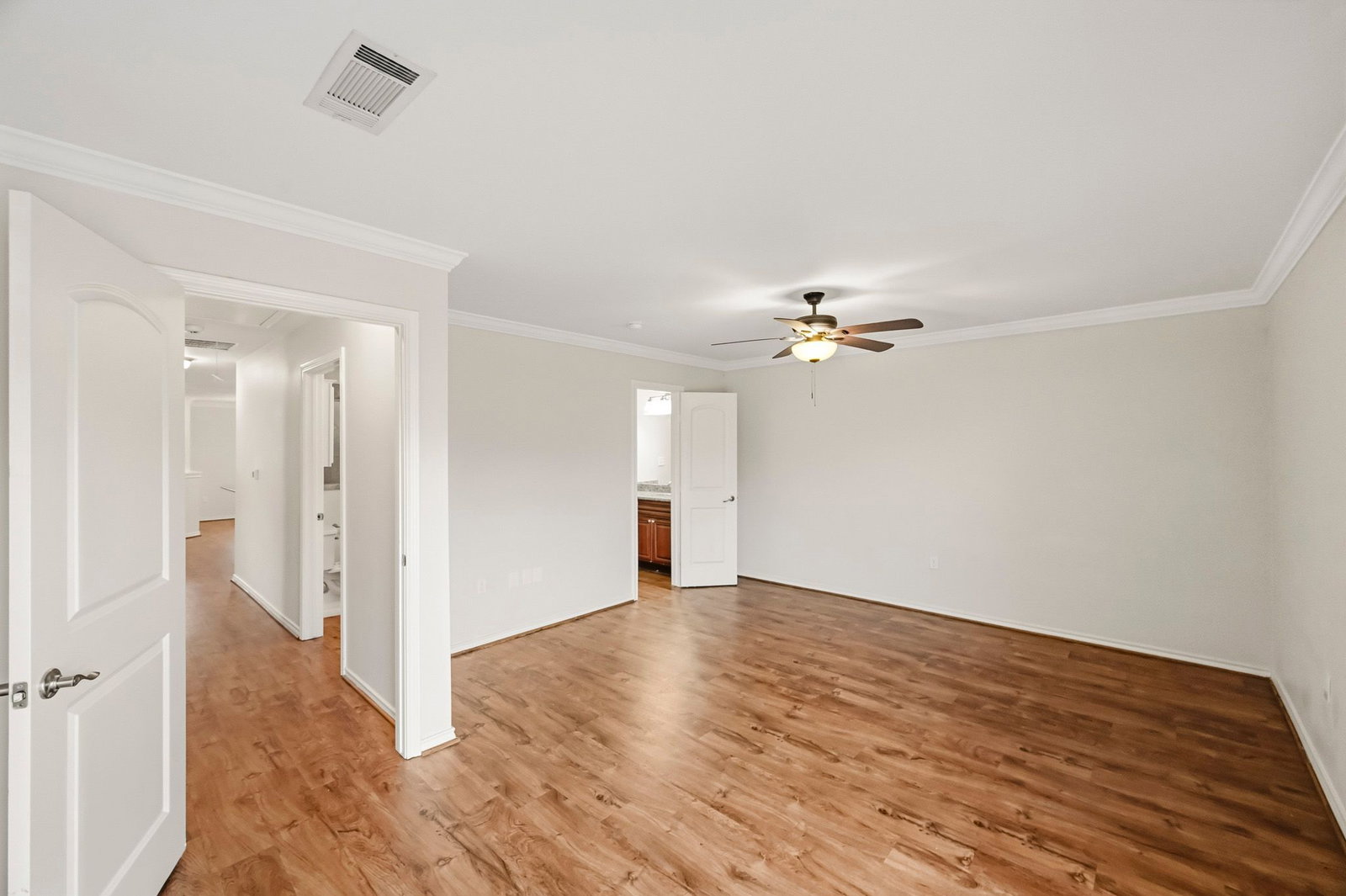 Gallery Image 17
