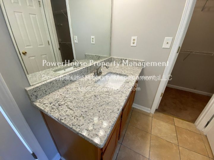 Gallery Image 16