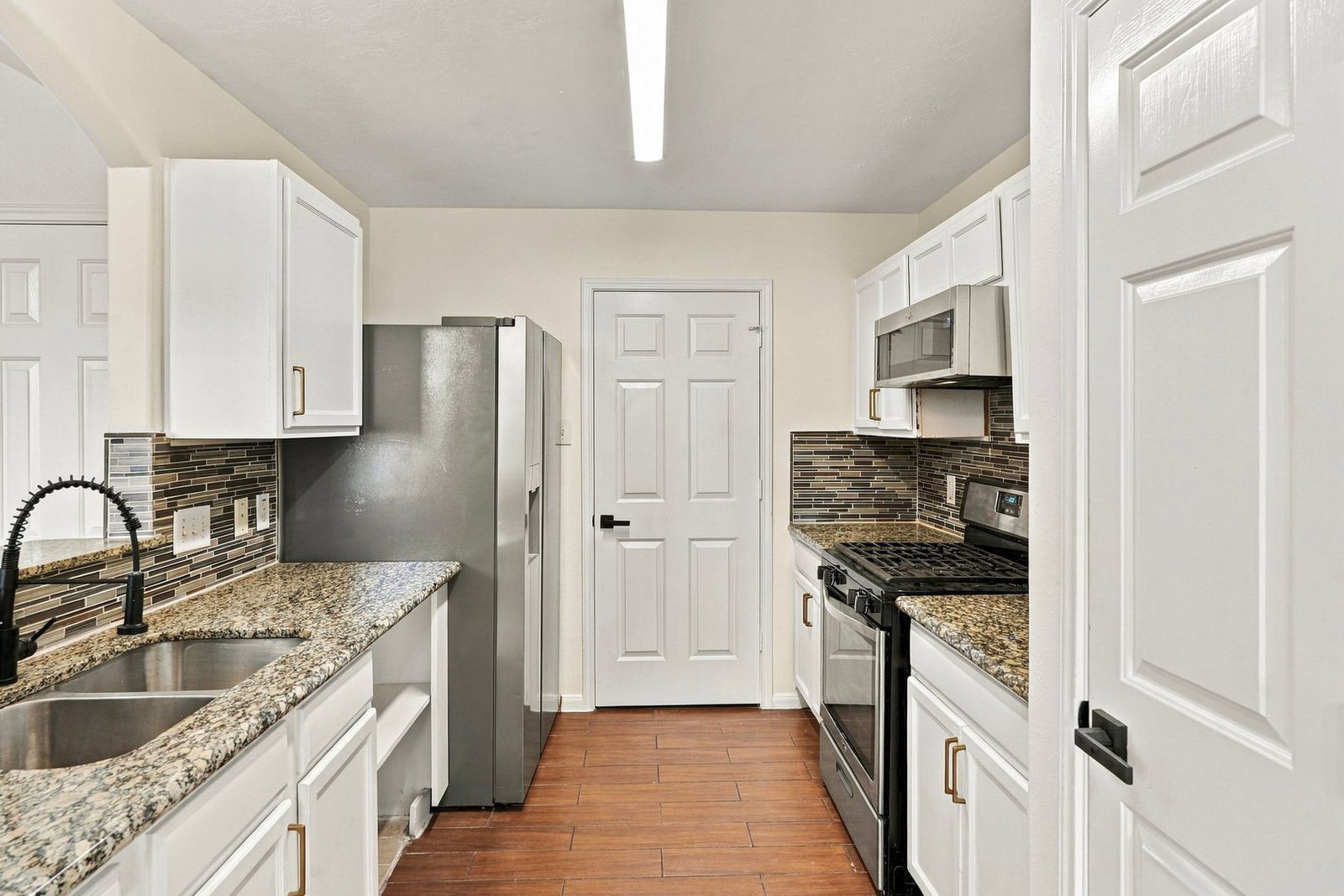 Gallery Image 11