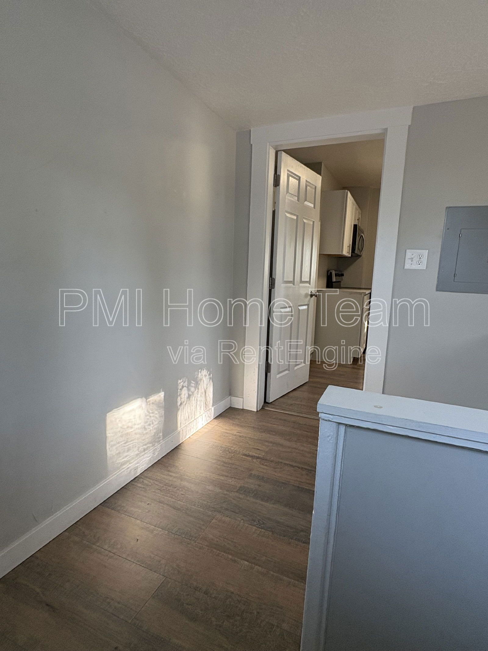 Gallery Image 14
