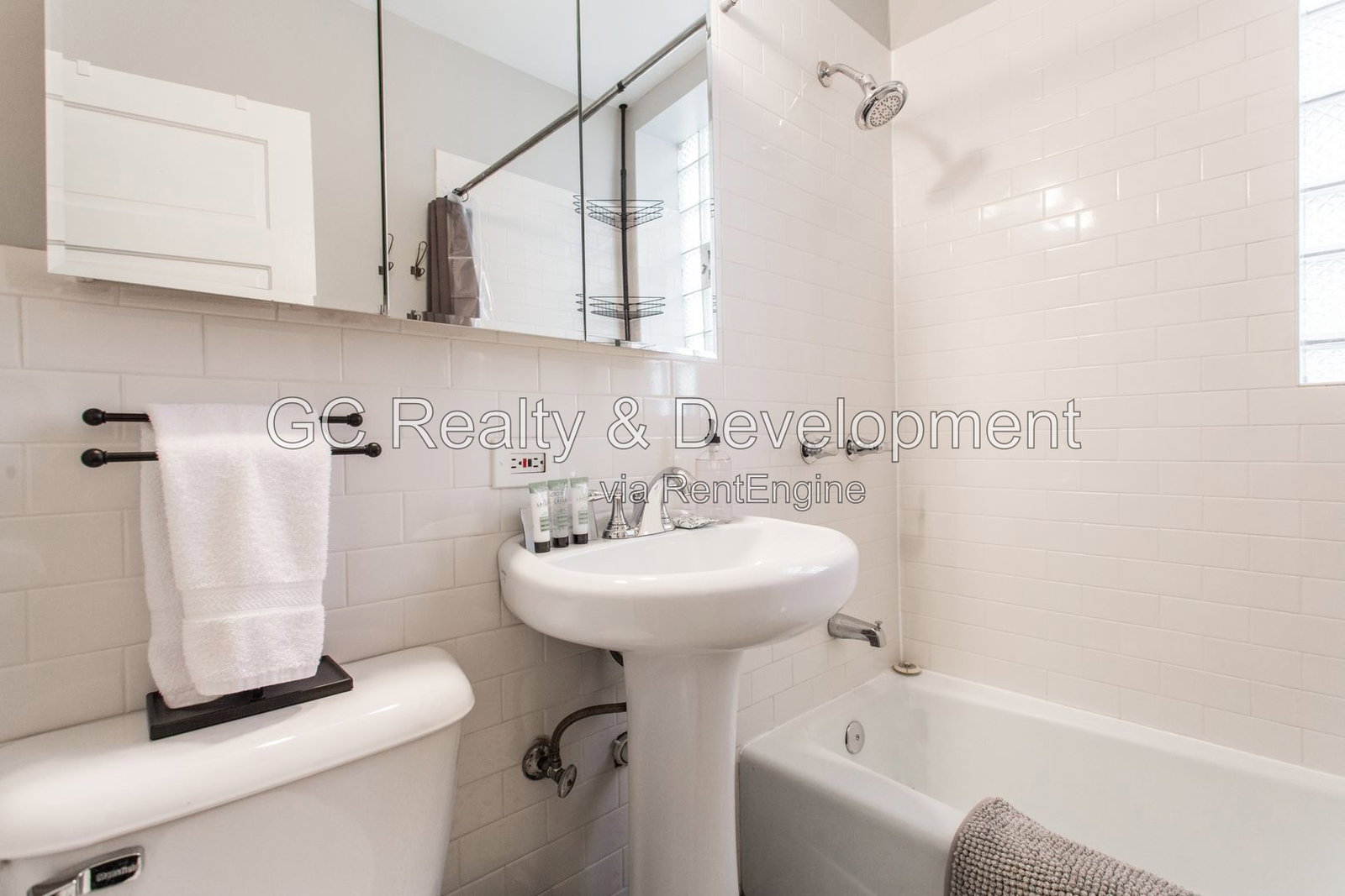Gallery Image 14