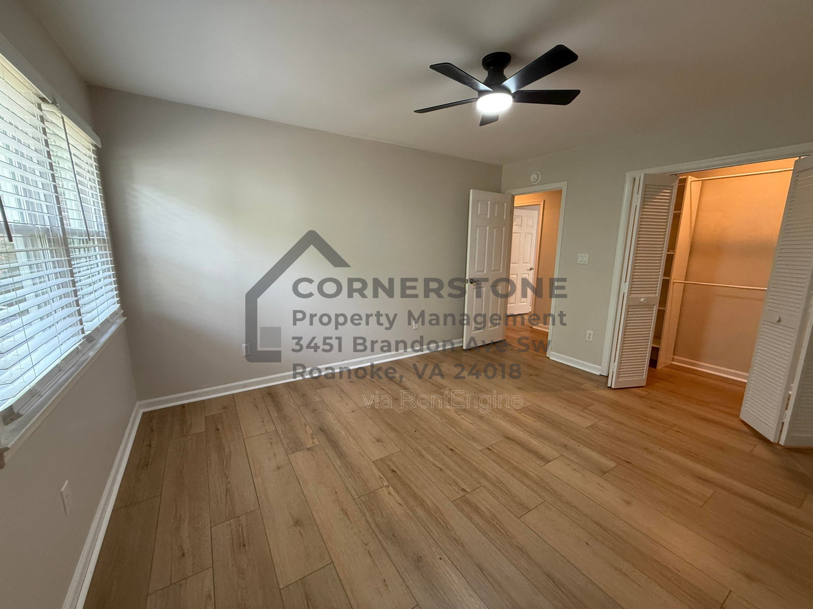 Gallery Image 14