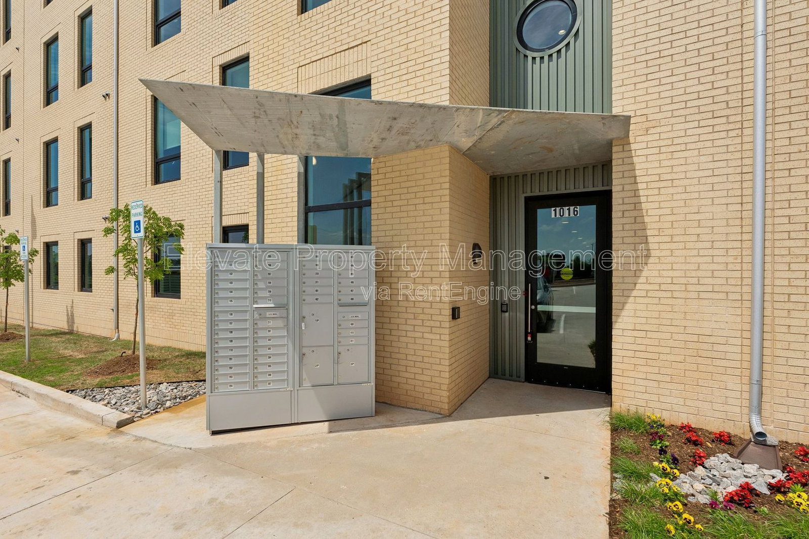 Gallery Image 12