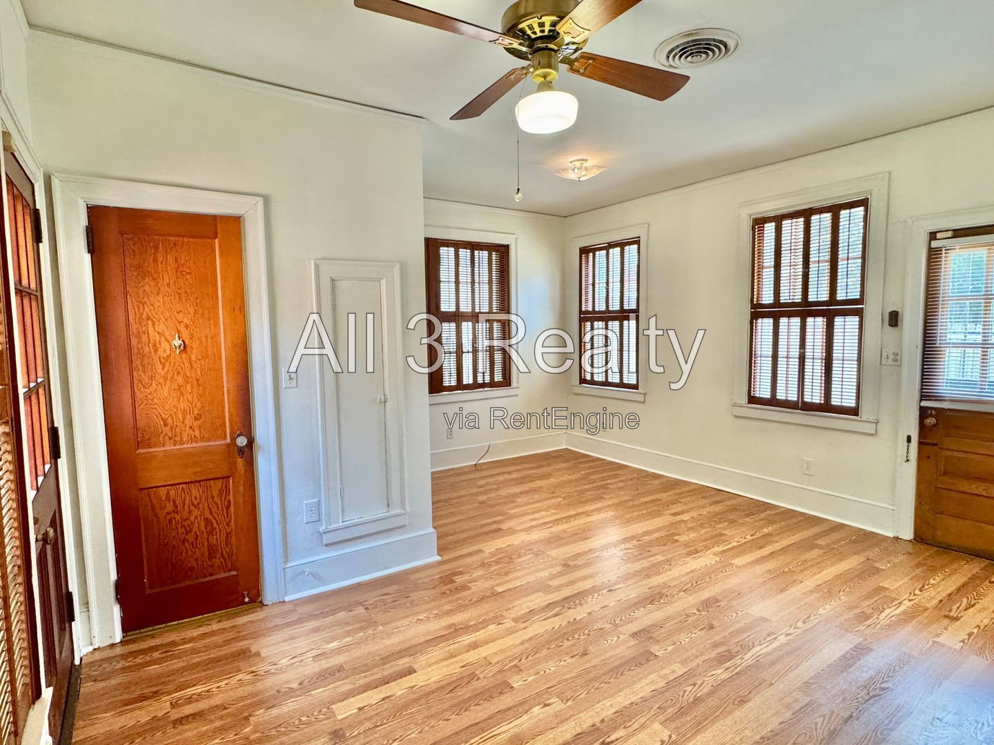 Gallery Image 19