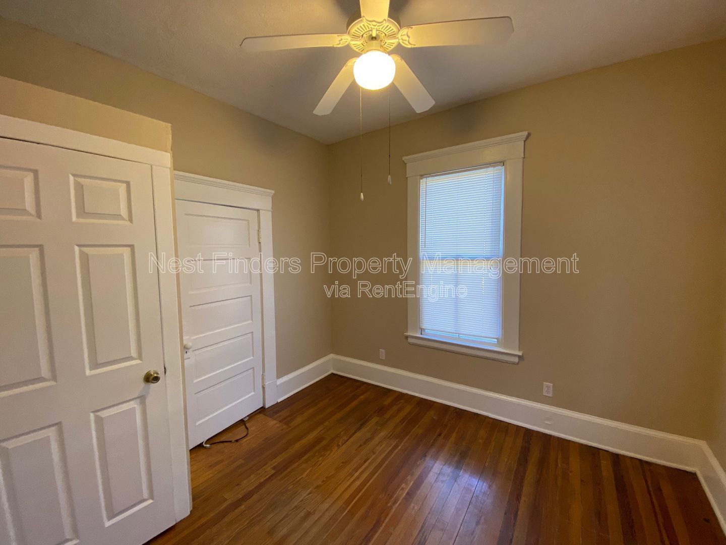 Gallery Image 16